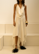 Set Main Drama Ivory