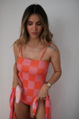 Enterizo Boca Grande Ajedrez Rosa